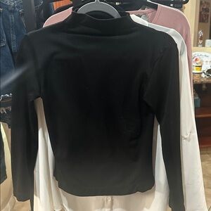 Mock Fitted Turtle Neck
